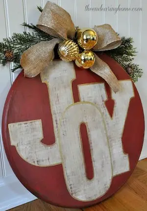 Wood Holiday Ornament Sign from The Endearing Hom