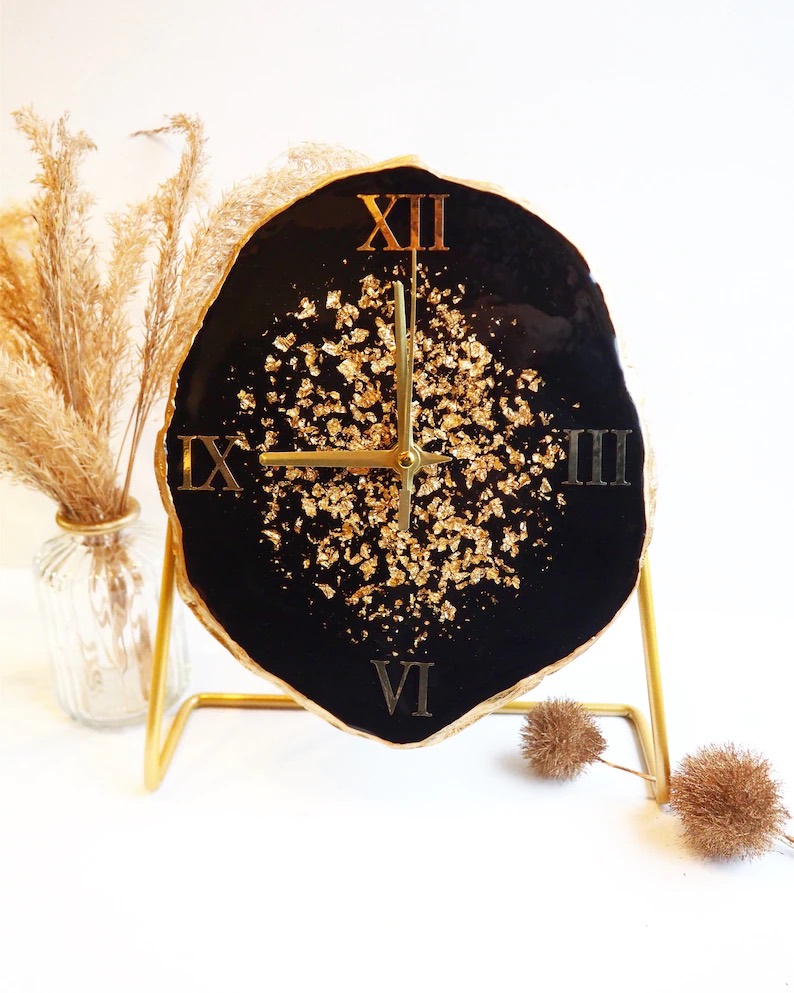 RESIN CLOCK