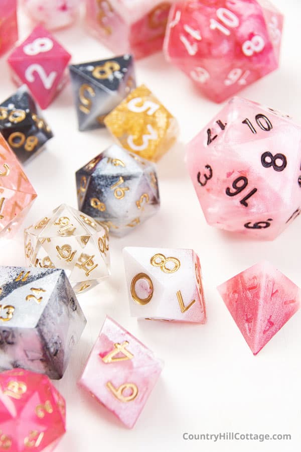 resin dice