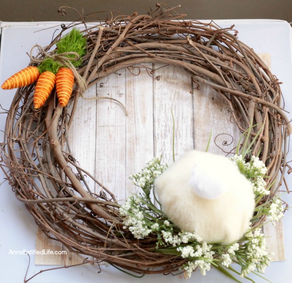 DIY bunny-butt-wreath