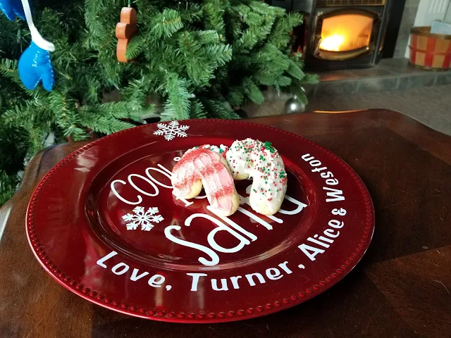 DIY Santa Cookie Plate
